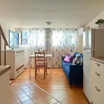 Διαμέρισμα Koloni Bright & Cosy Loft