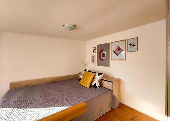 Koloni Bright & Cosy Loft Lejlighed Varna