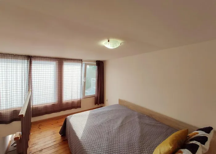 Koloni Bright & Cosy Loft Lejlighed *